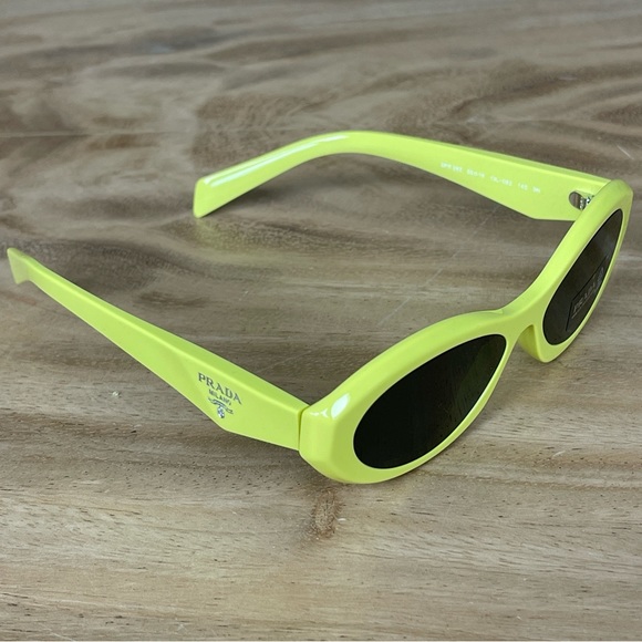 NWT PRADA SYMBOLE SUNGLASSES